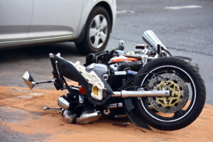 Motorcycle Accident Lawyer Columbus, OH - motorbike accident on the city street